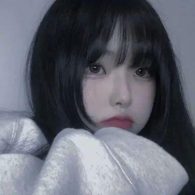 宇树科技亚洲首家具身智能体验馆上海开业，展示并销售Go2机器狗、R1人形机器人等产品